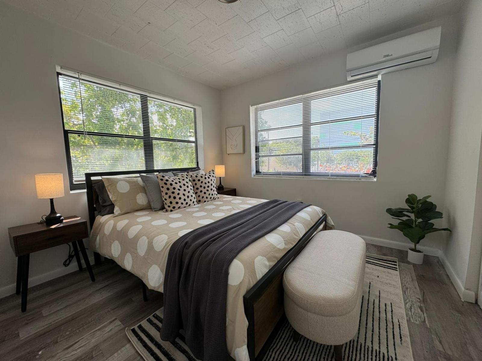 Fully Equipped Apartments With Parking Near Cocowalk Miami Exteriér fotografie