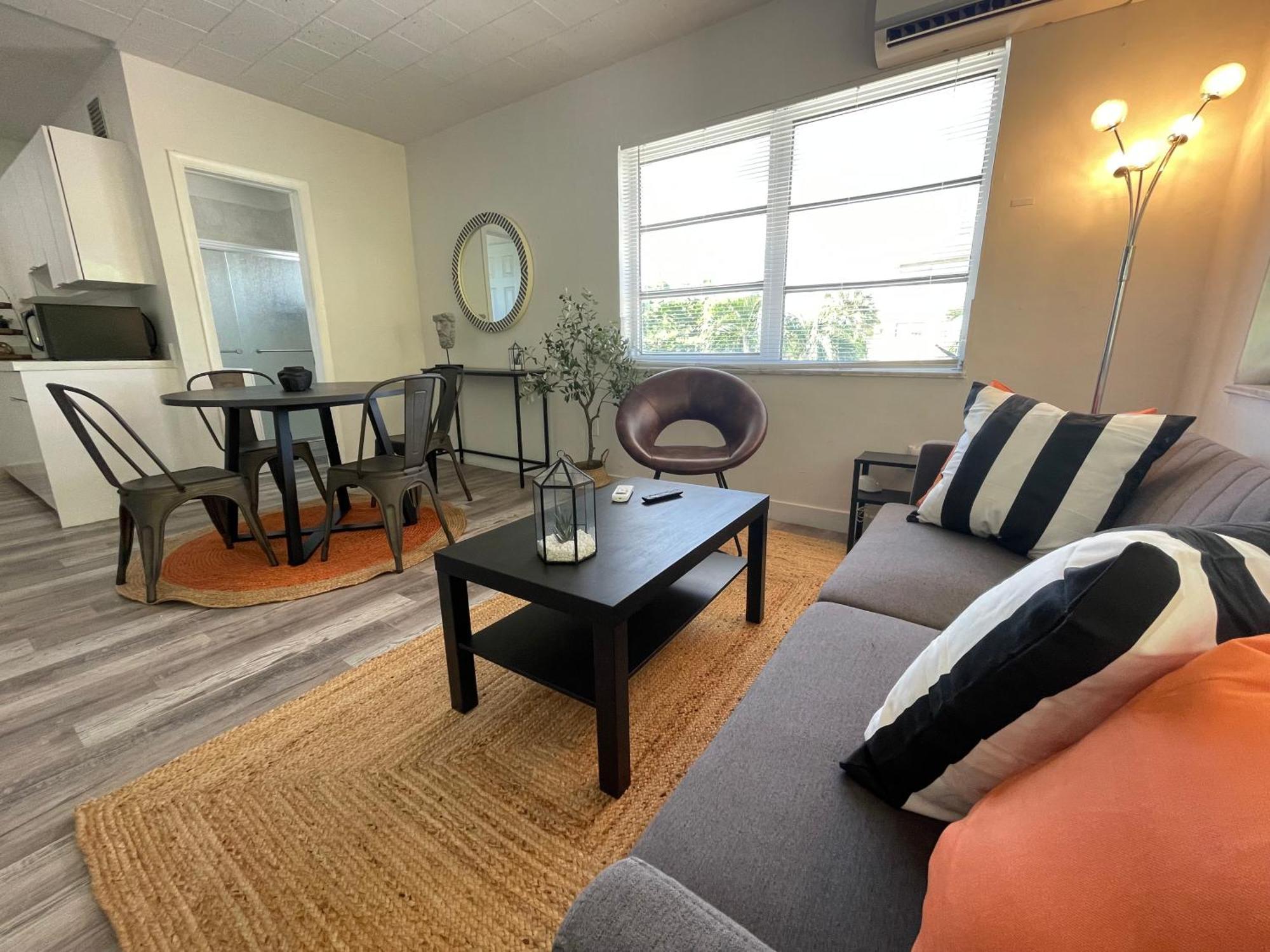 Fully Equipped Apartments With Parking Near Cocowalk Miami Exteriér fotografie