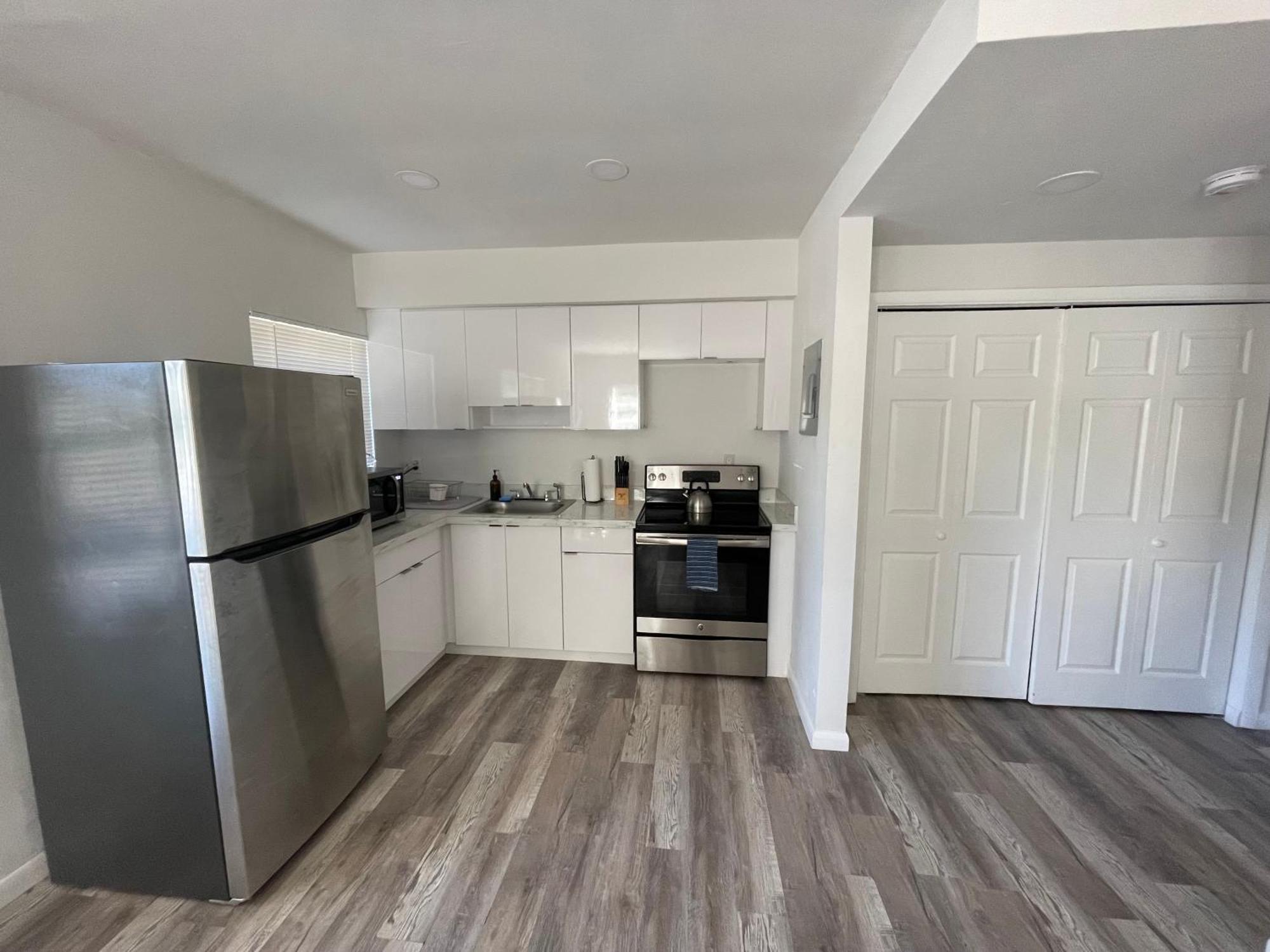 Fully Equipped Apartments With Parking Near Cocowalk Miami Exteriér fotografie