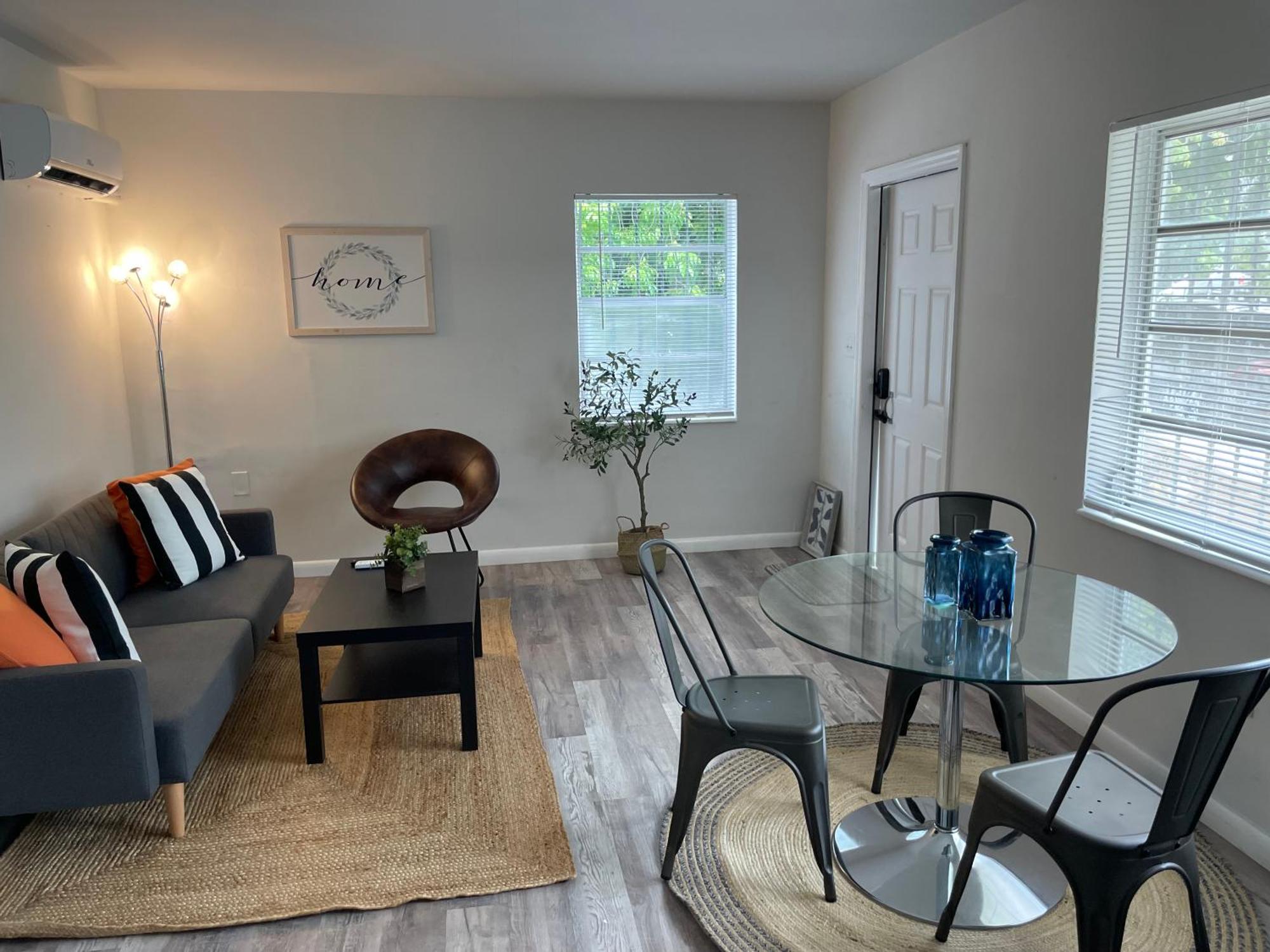 Fully Equipped Apartments With Parking Near Cocowalk Miami Exteriér fotografie